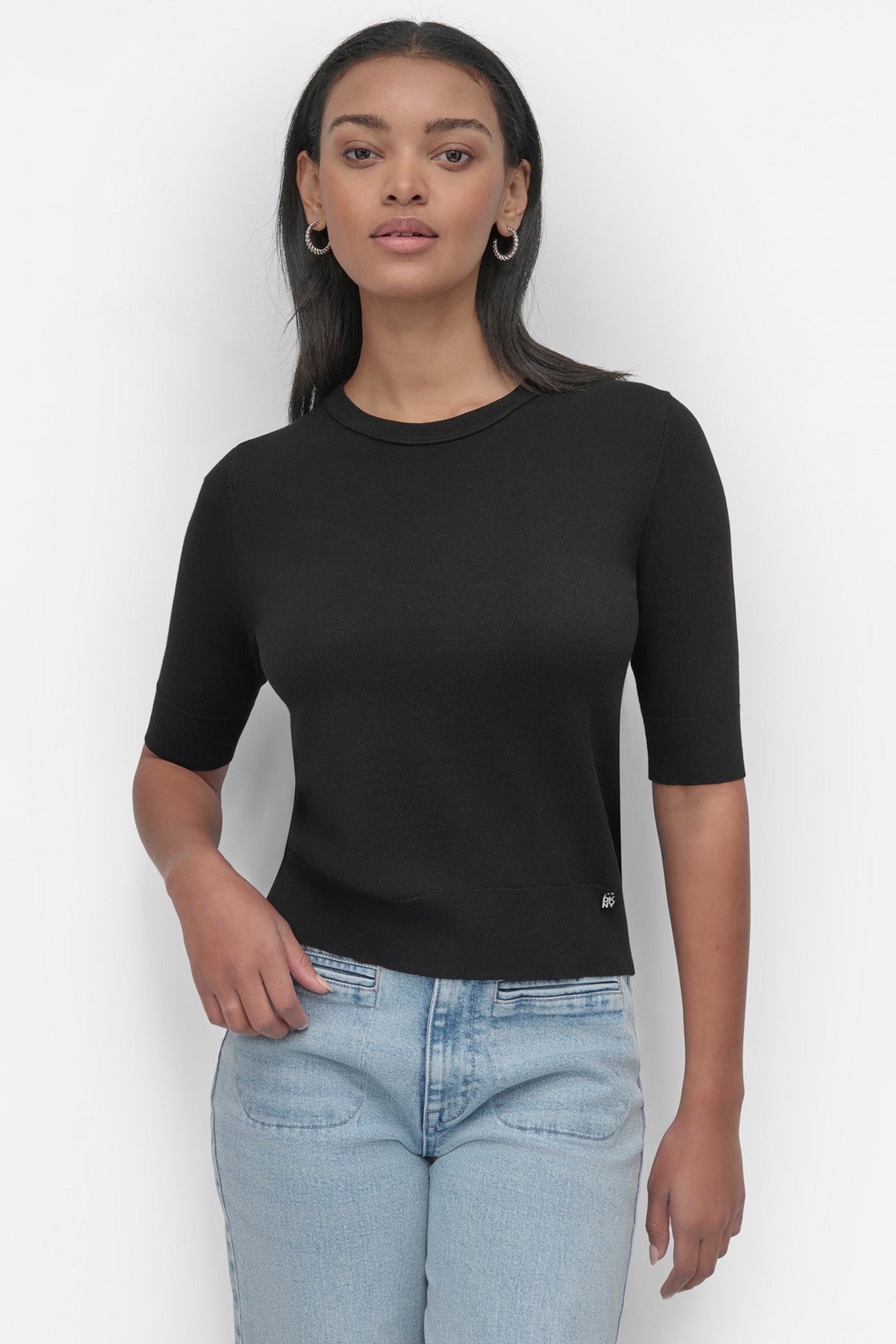 Classic Crew Neck Elbow Sleeve Top