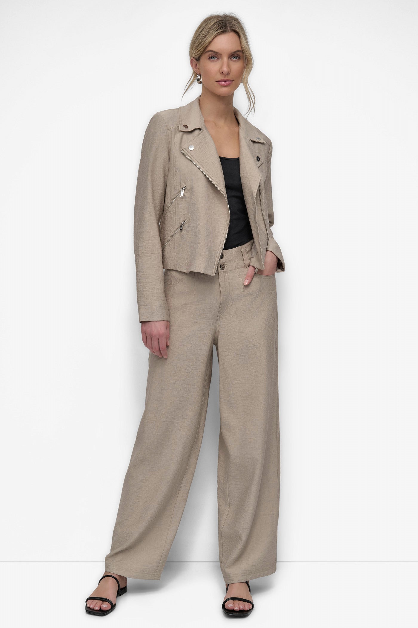 Crinkle Zipper Jacket for Stylish Layering
