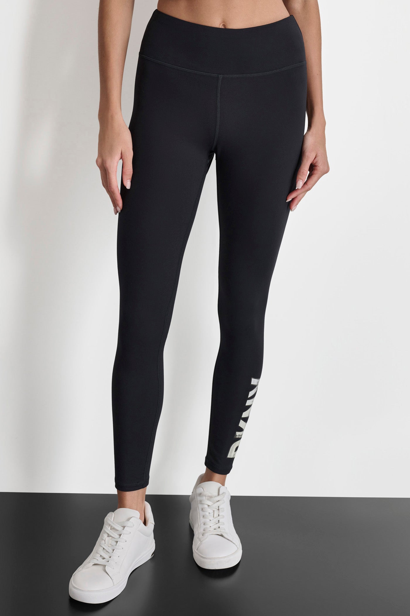 Stylish Cityscape Print Leggings for Women